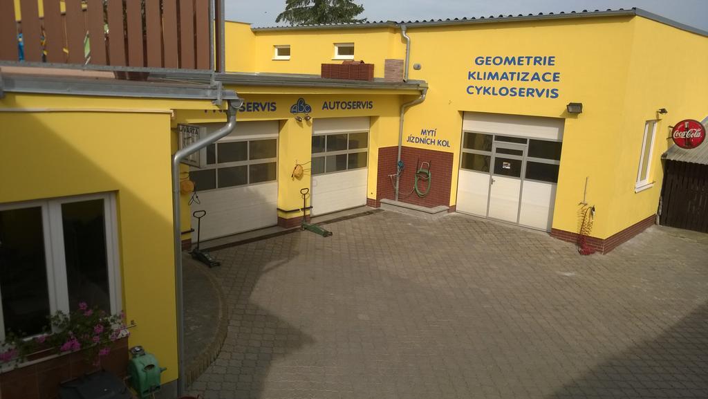 Penzion Toscana Lanžhot Kültér fotó
